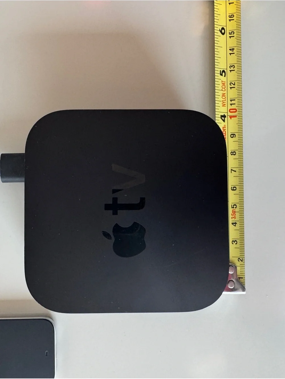 Apple TV 4th Generation A1625 MR912LL/A 32GB